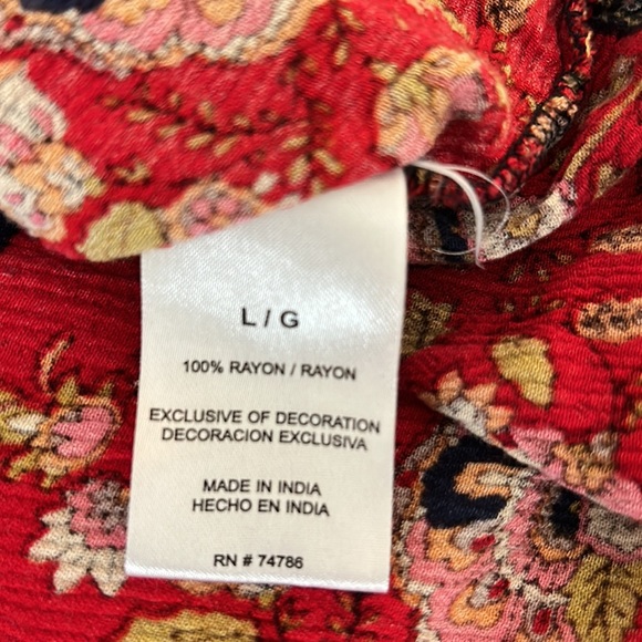 Bila Peasant Top with Tassle Neckline and Bell Cuff Sleeve - Picture 4 of 7